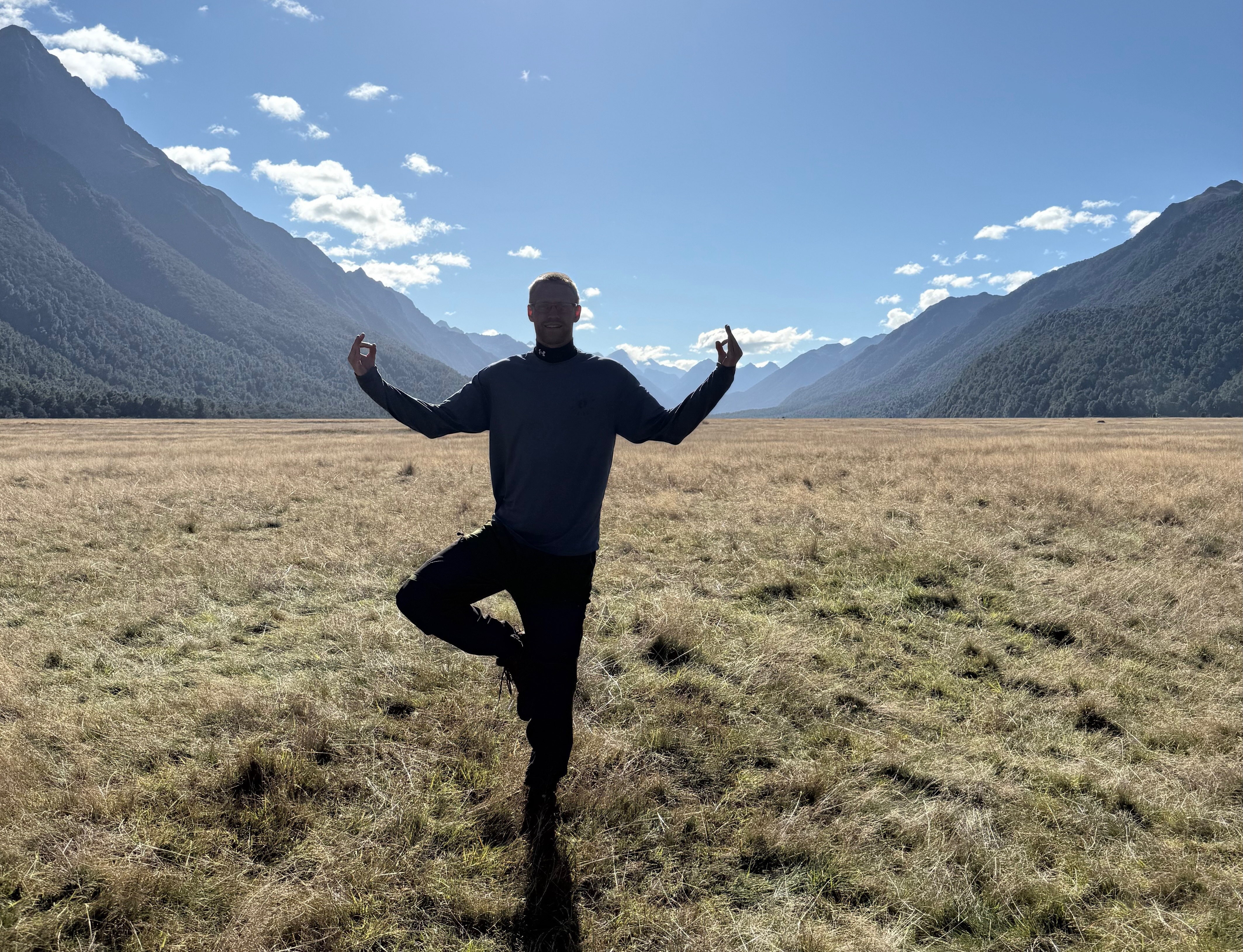 Cale in tree pose